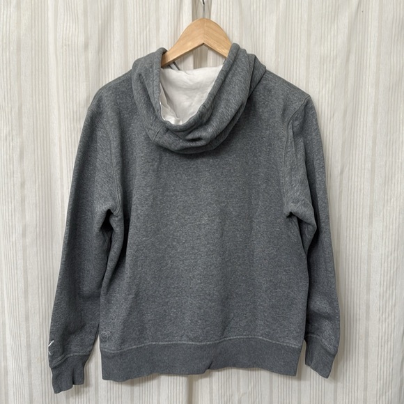 🌈5/$25 BUNDLE! Gray & White Puma Hoodie JumpCat Logo size Small - Picture 2 of 8